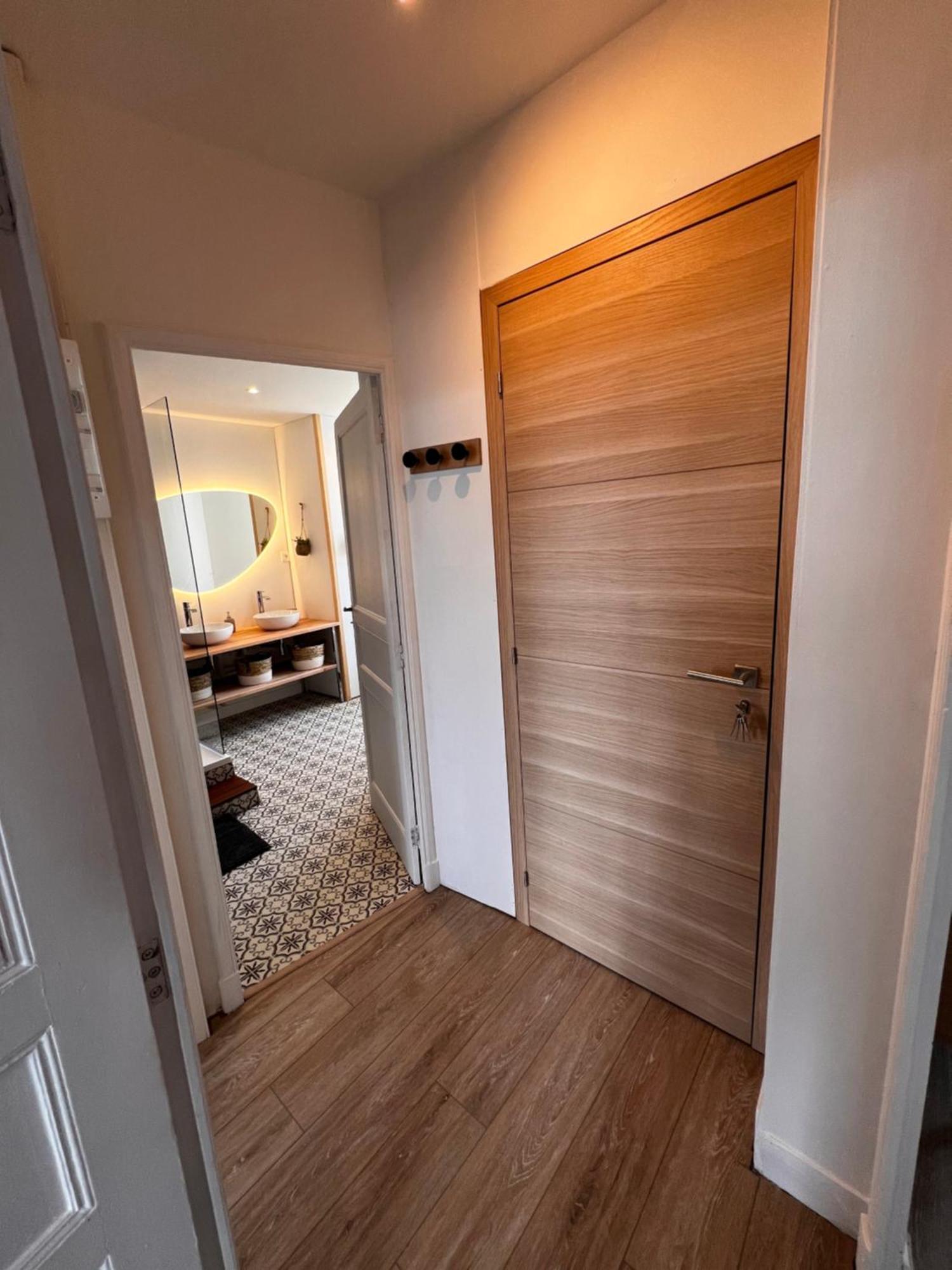 Appartement Gordon Smith, En Plein Centre, 4 Pers Sainte-Mere-Eglise Exterior foto